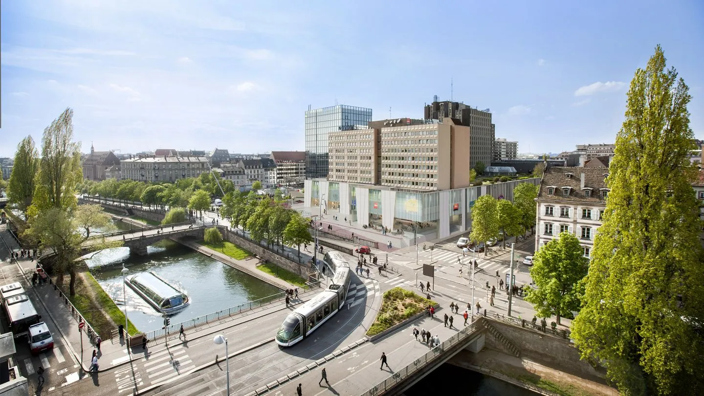 vendre aux halles strasbourg agence immobilière place des halles tramway centre commercial strasbourg immobilier