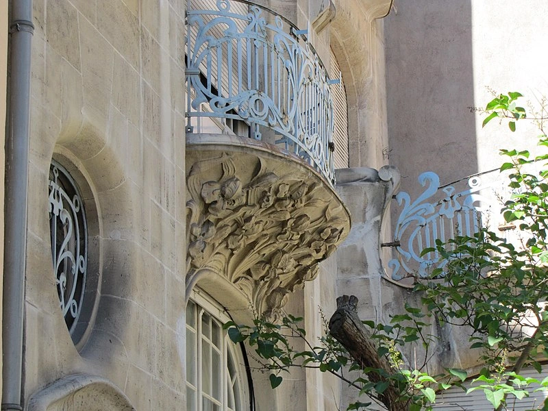 immeuble-a-vendre-a-Strasbourg hotel brion balcon