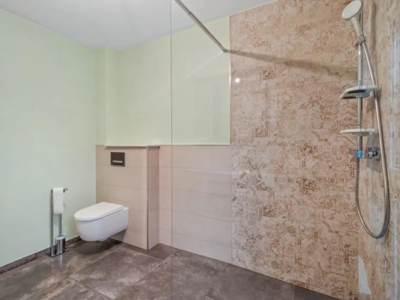 Appartement 3 pièces à vendre à Strasbourg La Robertsau Appartement-3-Pieces-a-Strasbourg-La-Robertsau-9