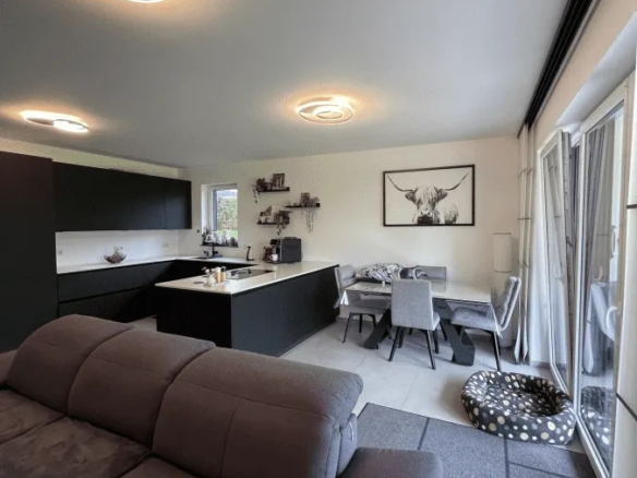 Appartement 3 pièces en rez-de-jardin à vendre à Strasbourg La Robertsau Appartement-a-Strasbourg-La-Robertsau-1